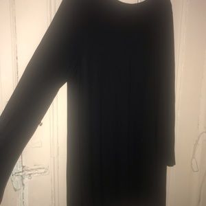 PLUS SIZE LONG SLEEVE BLACK DRESS